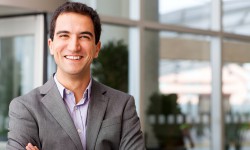 Vestibulum ante ipsum primisli quet sit amet, eu ismod in,auc